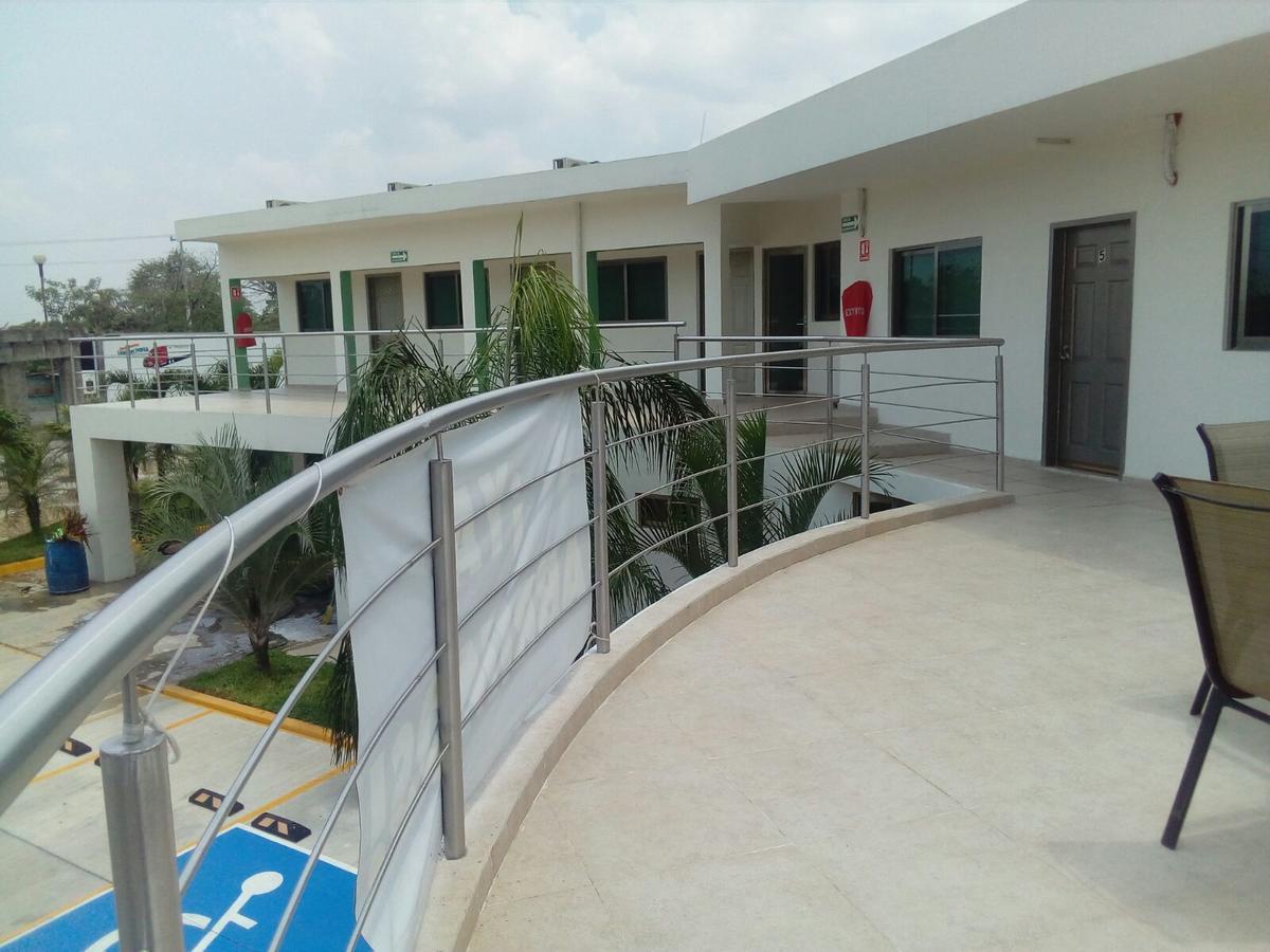 Hotel La Isla Chable 外观 照片